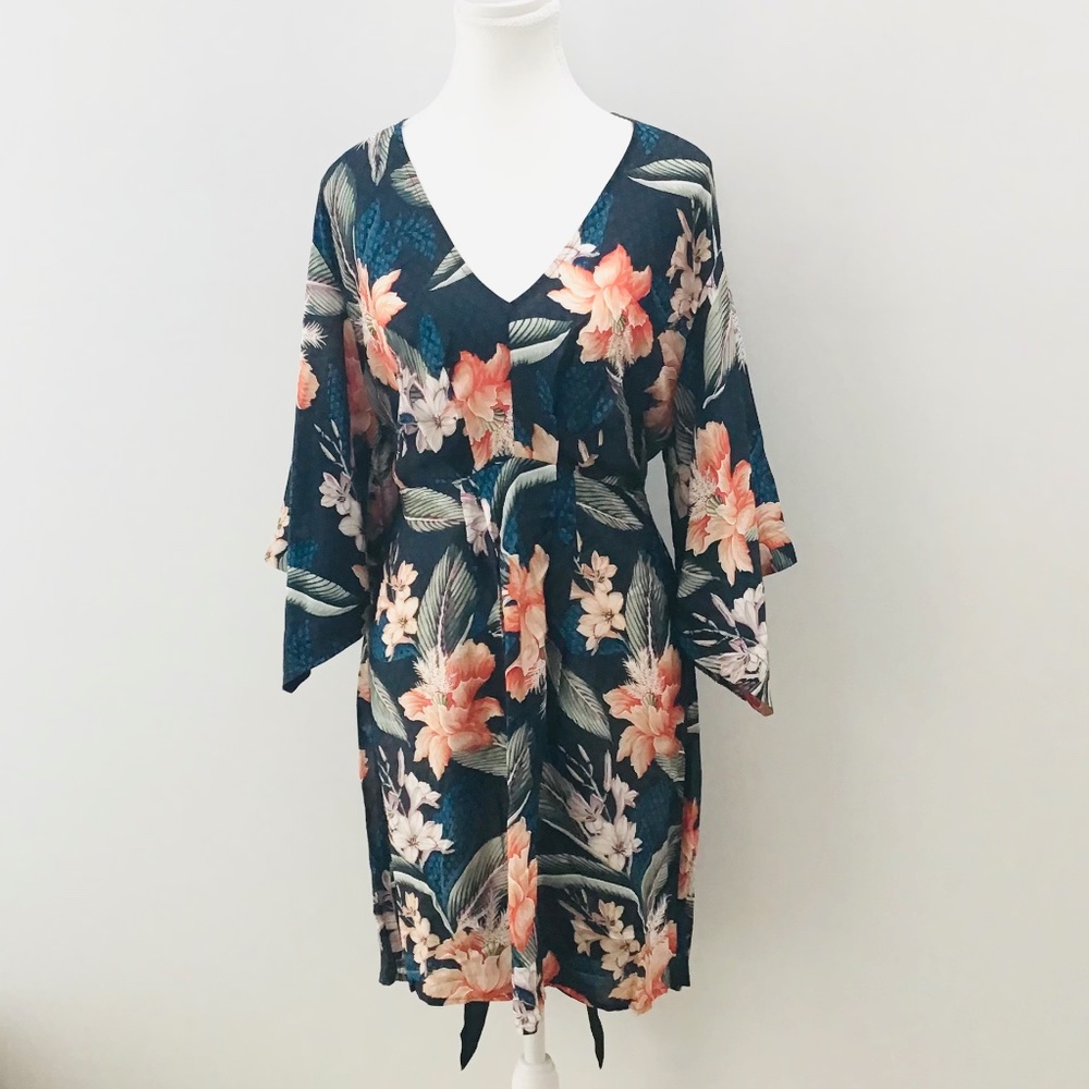 JETS size S Serendipity kaftan/cover up, tropical print on blue background BNWT - Picture 8 of 12